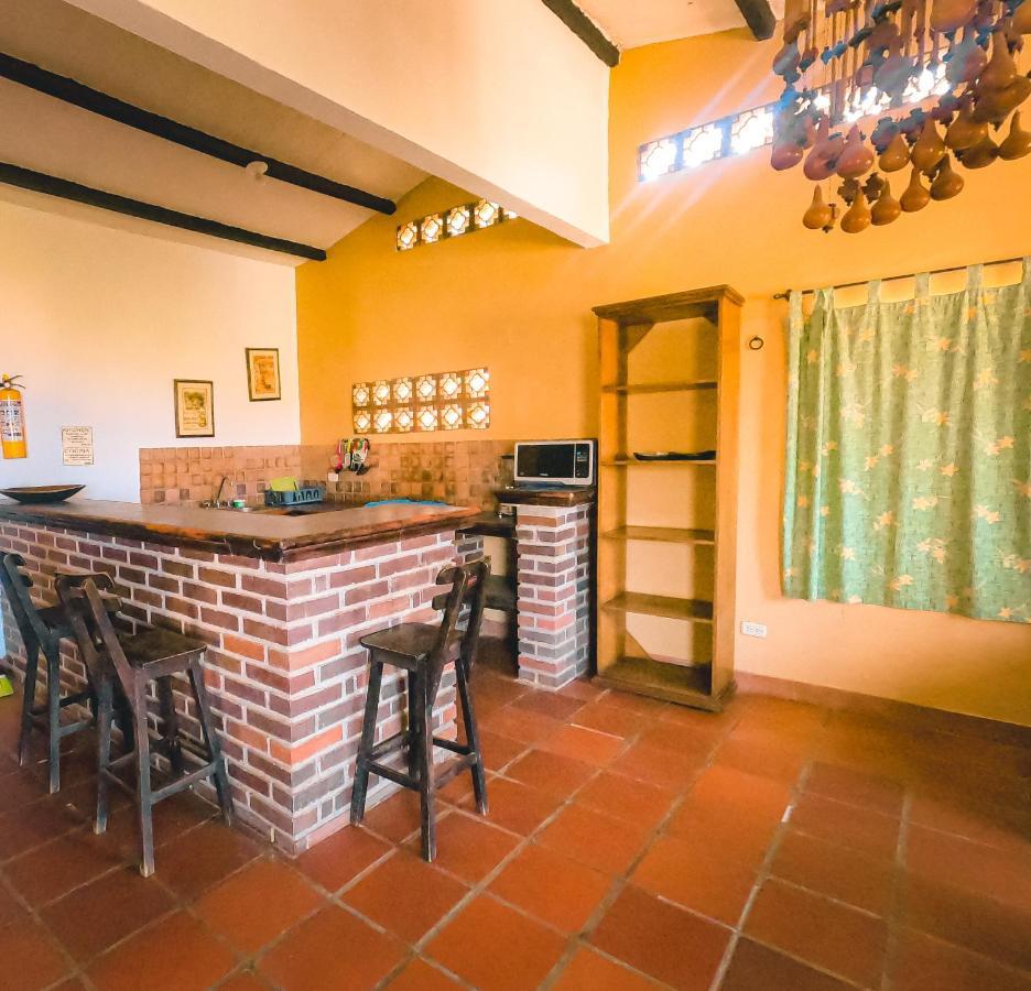 Hostal La Casa De Felipe Taganga Bagian luar foto