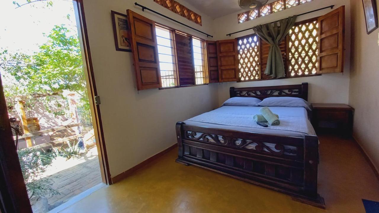 Hostal La Casa De Felipe Taganga Bagian luar foto