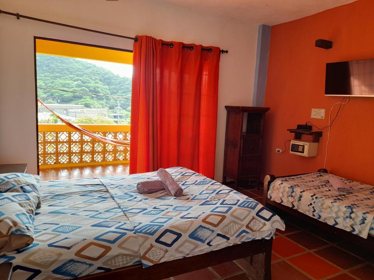 Hostal La Casa De Felipe Taganga Bagian luar foto