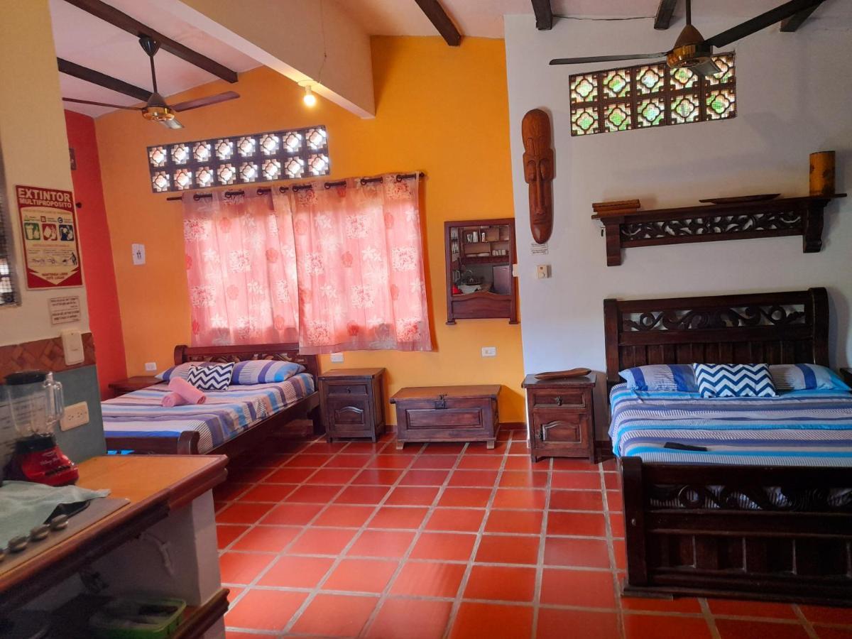 Hostal La Casa De Felipe Taganga Bagian luar foto