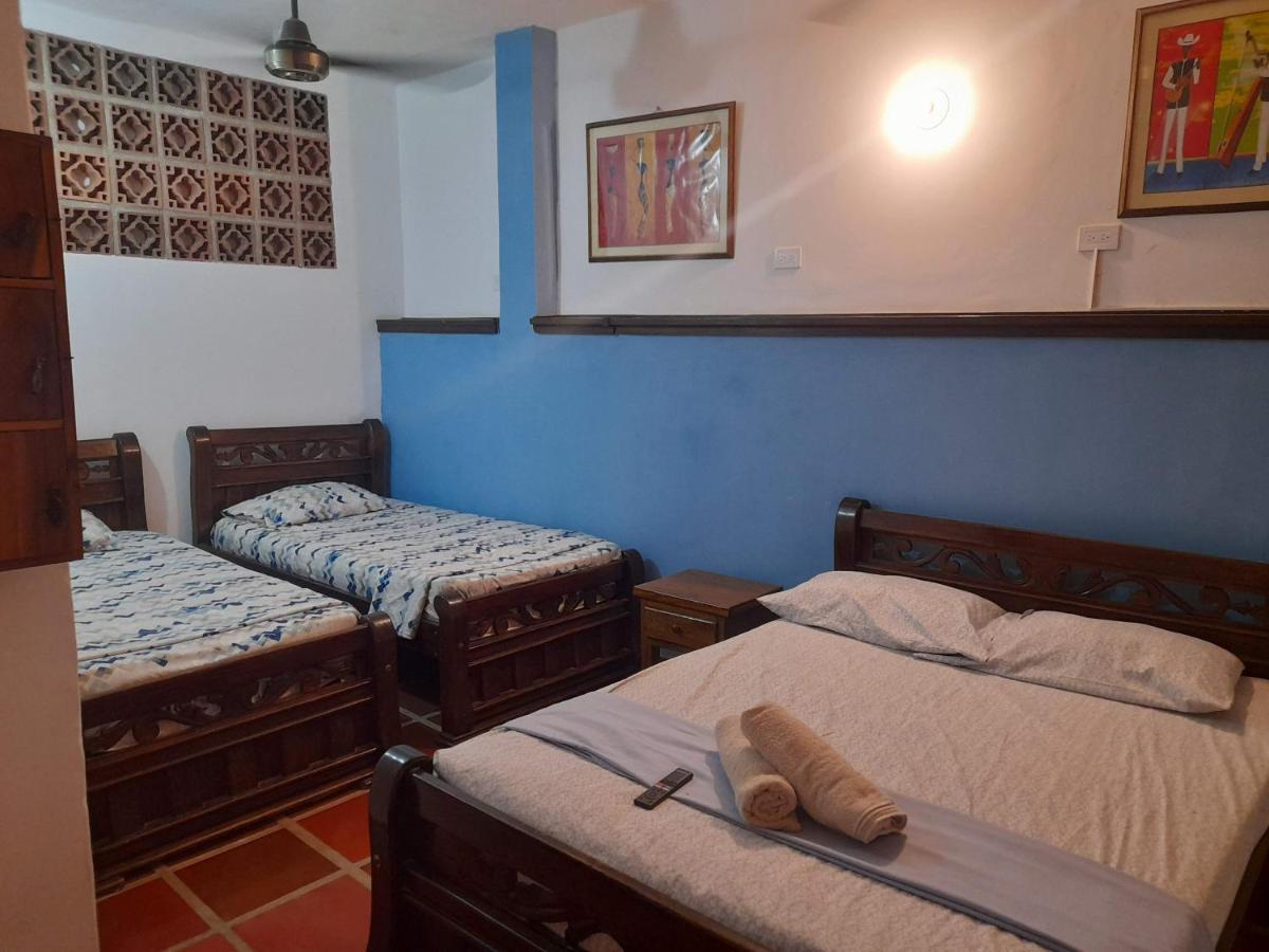 Hostal La Casa De Felipe Taganga Bagian luar foto